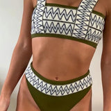 Úrsula– Elegancia Deportiva para Días de Playa