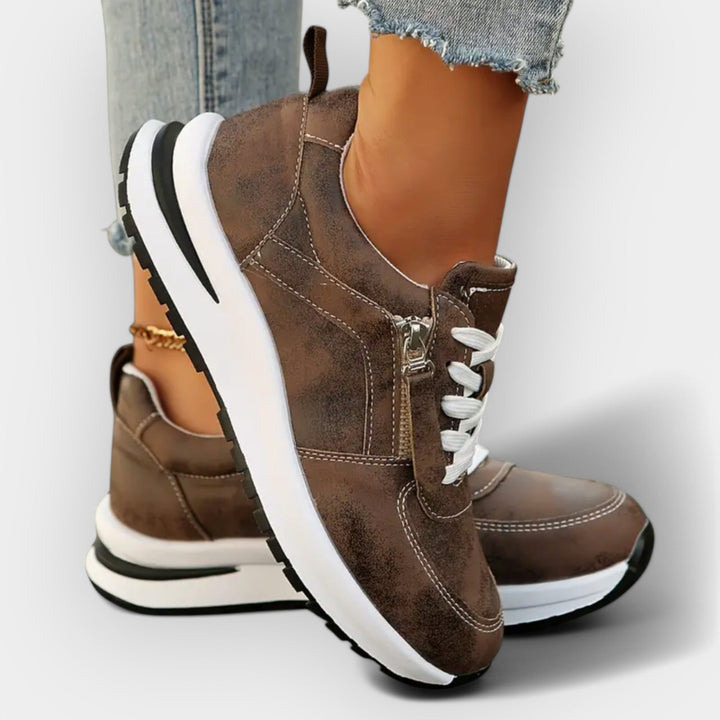 Zapatillas anatómicas con elegancia