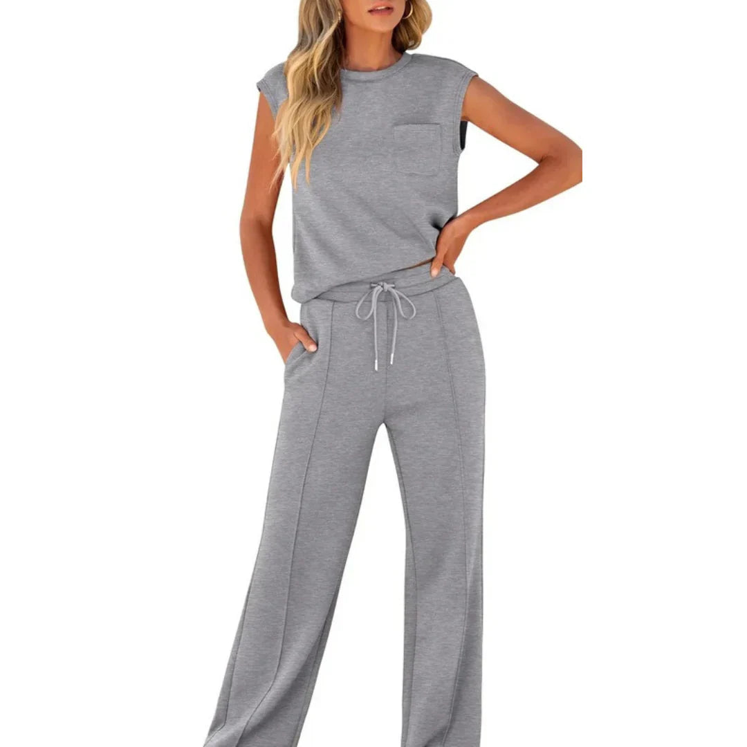 EFFORTLESS™ Everyday Two-Piece Set