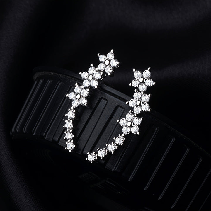 Valeria™ – Pendientes Trepadores de Brillo Floral