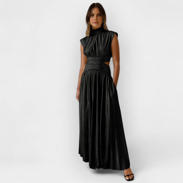 Vestido de Noche con Cut-Outs y Cuello Cerrado