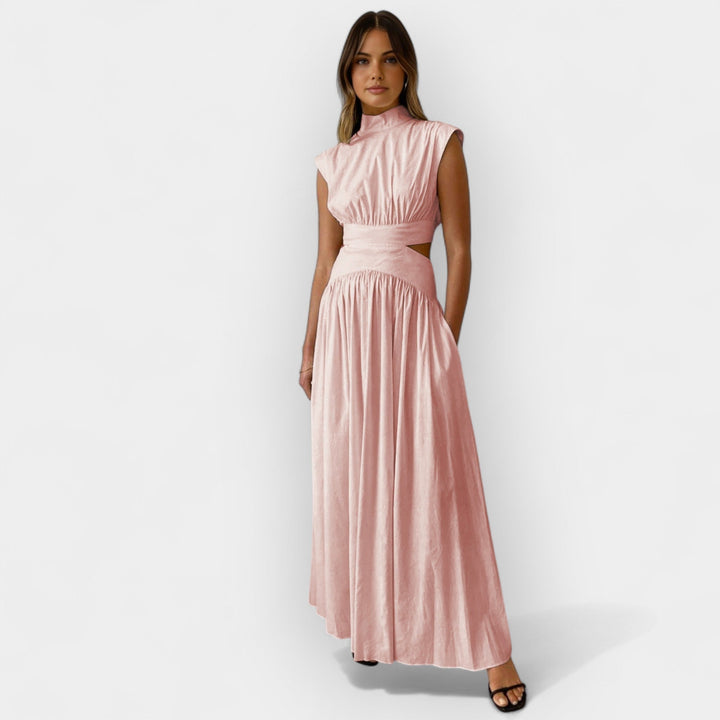Vestido de Noche con Cut-Outs y Cuello Cerrado