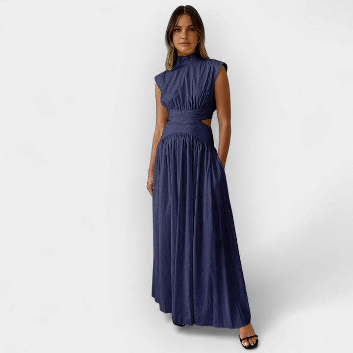 Vestido de Noche con Cut-Outs y Cuello Cerrado