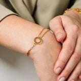 Elegante pulsera de tenis de oro