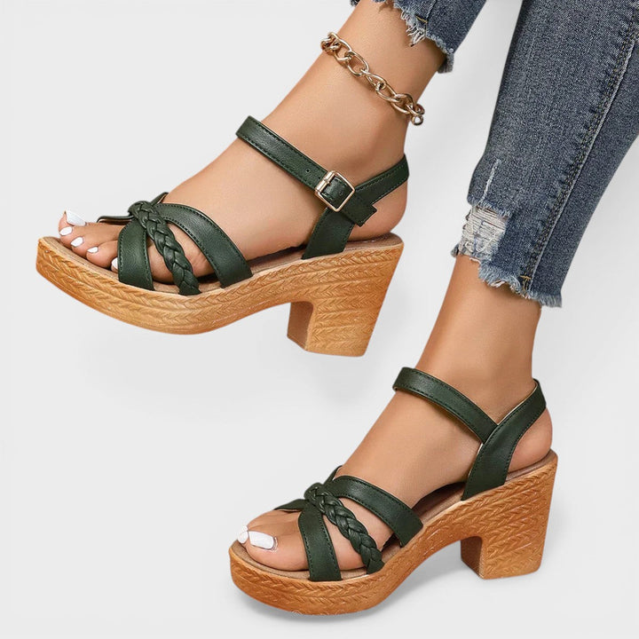 Sandalia de tacón con tiras para mujer