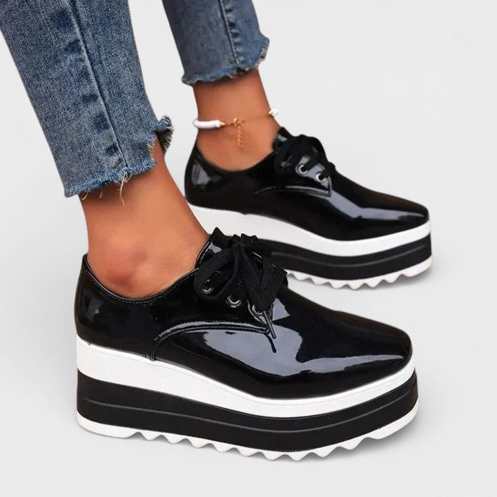 Petra | Zapatillas con plataforma y suela blanda