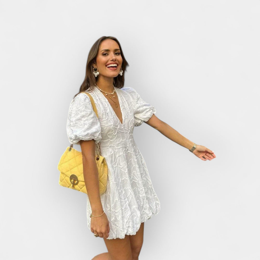 Vestido Blanco Fluido Elegante de Verano