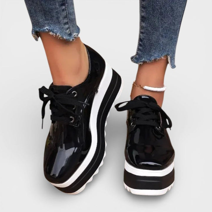 Petra | Zapatillas con plataforma y suela blanda