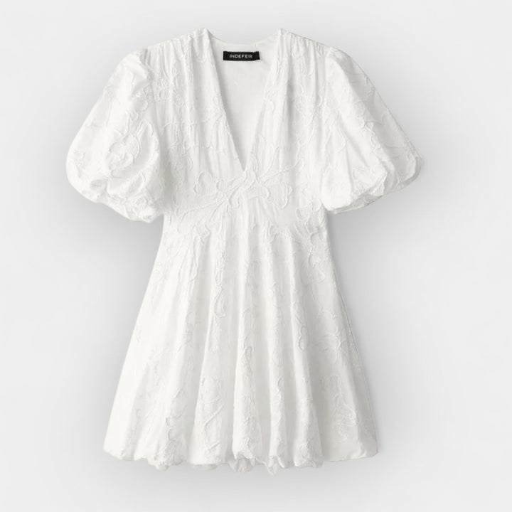Vestido Blanco Fluido Elegante de Verano