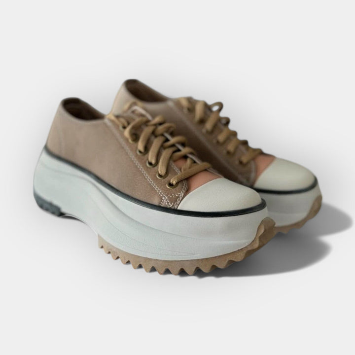Zapatillas cómodas con suela gruesa
