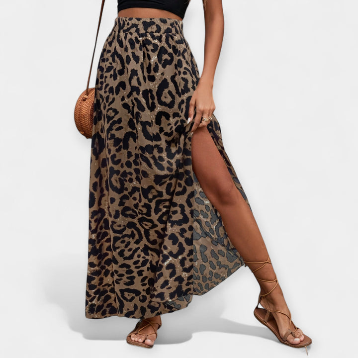 Falda midi con estampado de leopardo