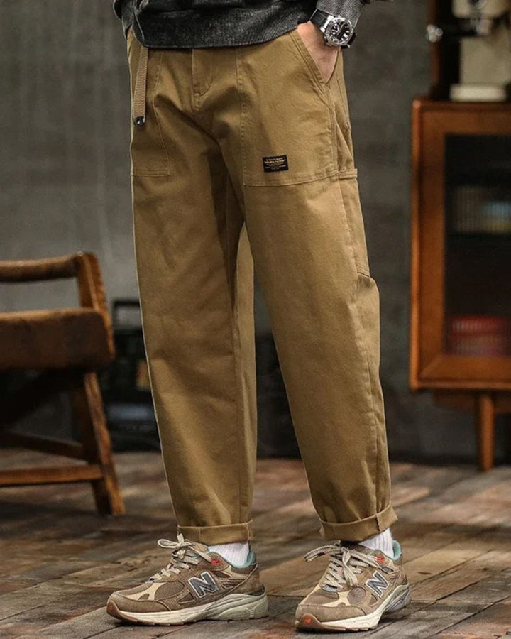 ATELIER Pantalones Cargo Clásicos con Estilo Contemporáneo