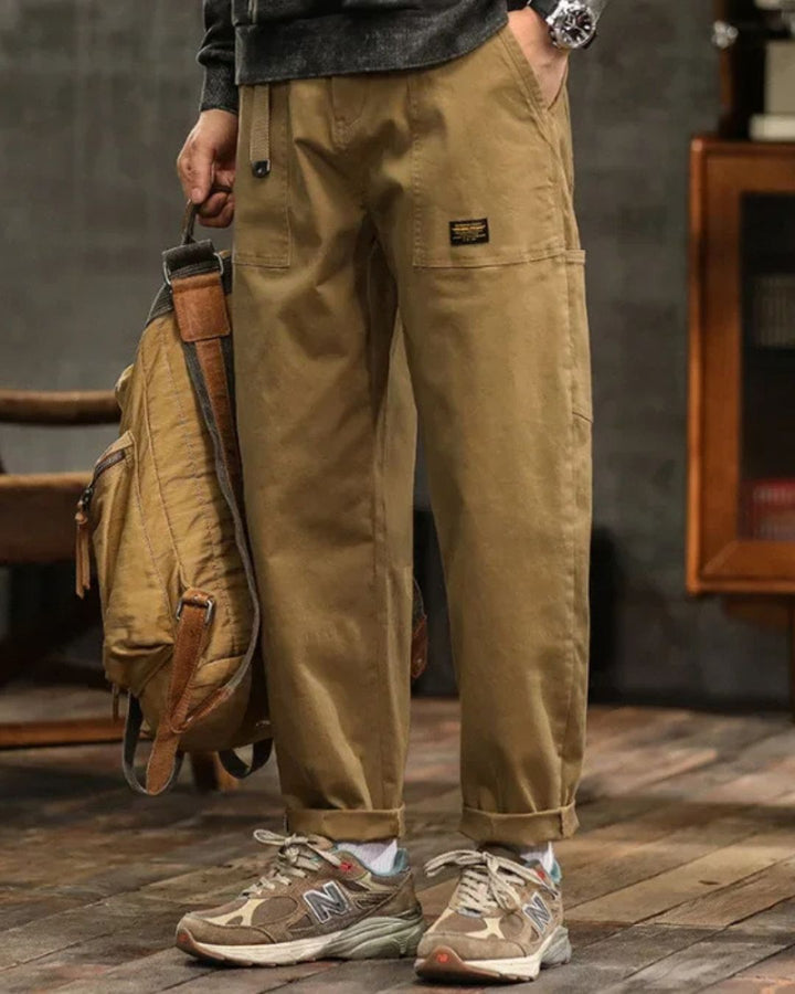 ATELIER Pantalones Cargo Clásicos con Estilo Contemporáneo