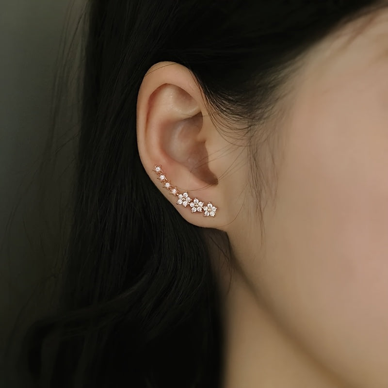 Valeria™ – Pendientes Trepadores de Brillo Floral