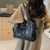 NOEMIE™ - Tote de piel atemporal
