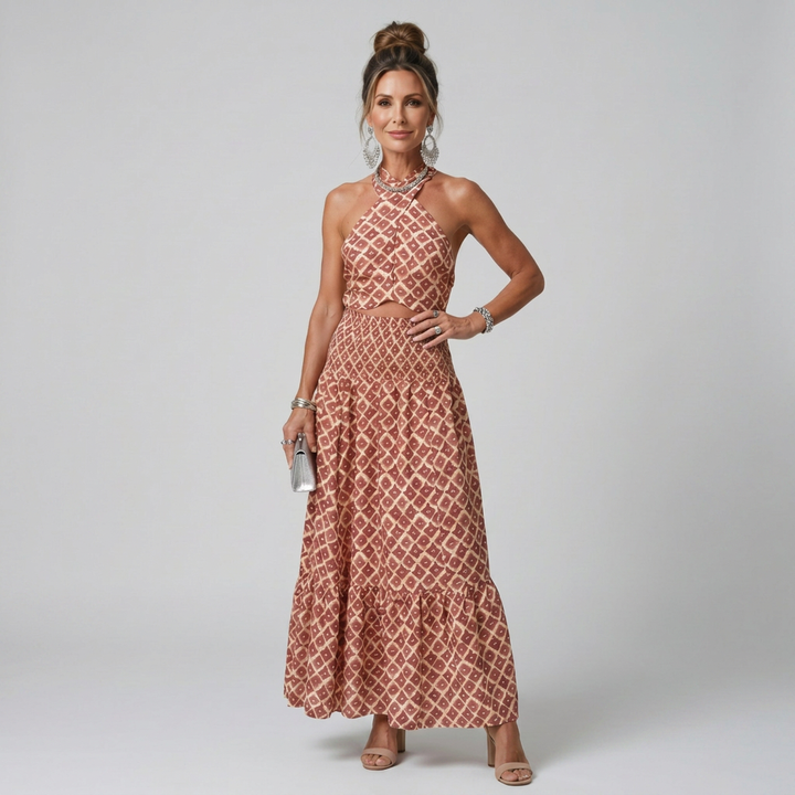 Amira | Vestido Midi Cortado con Estampado Geométrico y Cuello Halter Cruzado