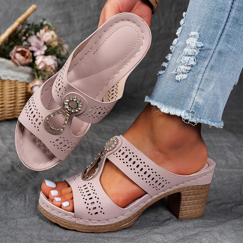 Sandalia de tacón cómoda con detalle brillante para mujer