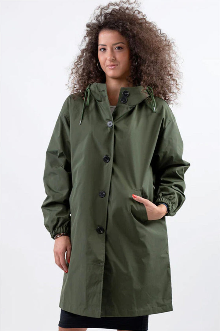 BARBARA™ | Extra-Large Water-Repellent Windbreaker